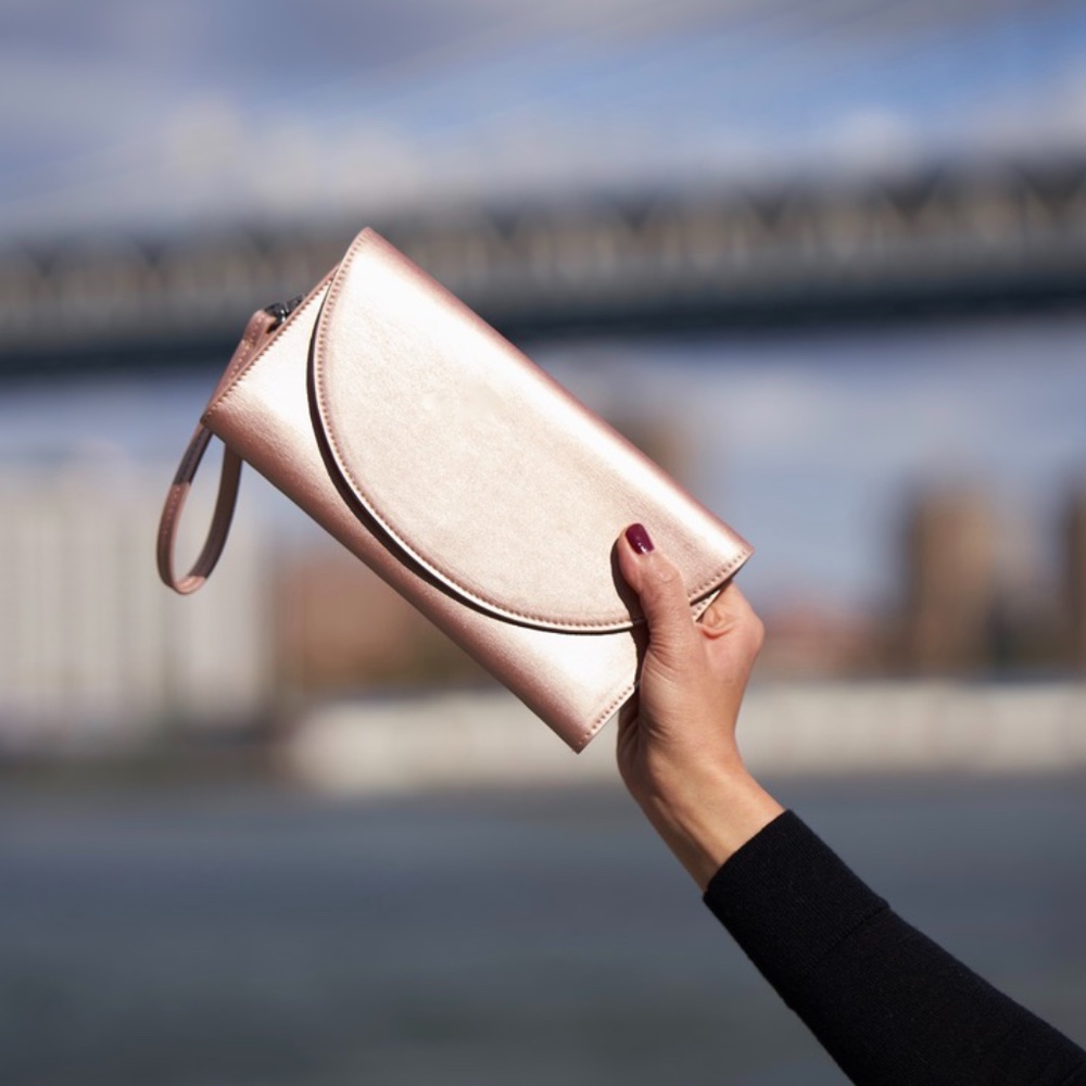 phone wallet & wristlet, vegan leather - rose gold